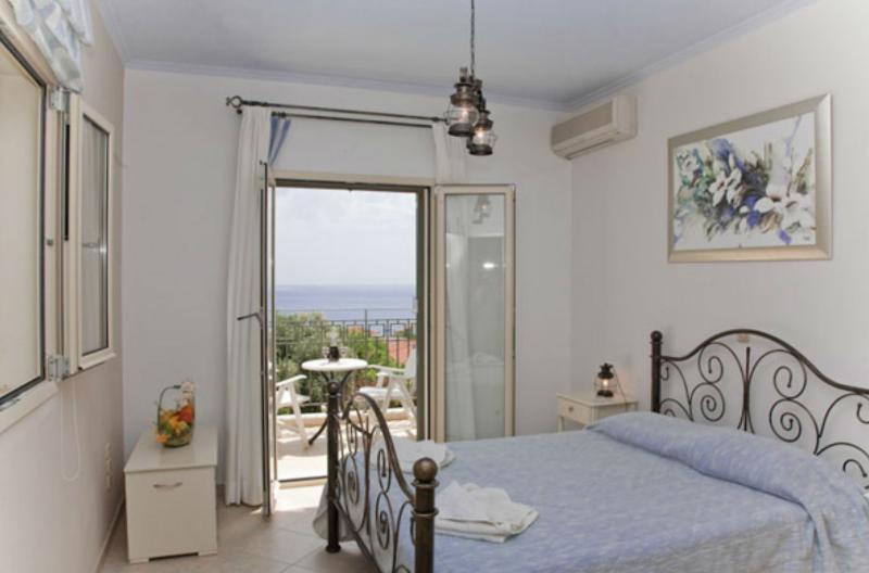 Liocharis Apartments Lourdata (Kefalonia) Exterior foto